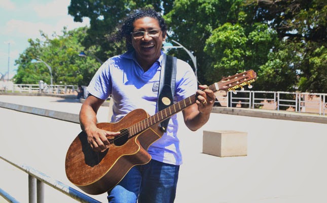 Hoje rola live do cantor, músico e compositor amapaense, Zé Miguel