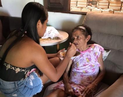 Jovem do Amapá faz relato no Twitter para alertar famílias sobre o Alzheimer