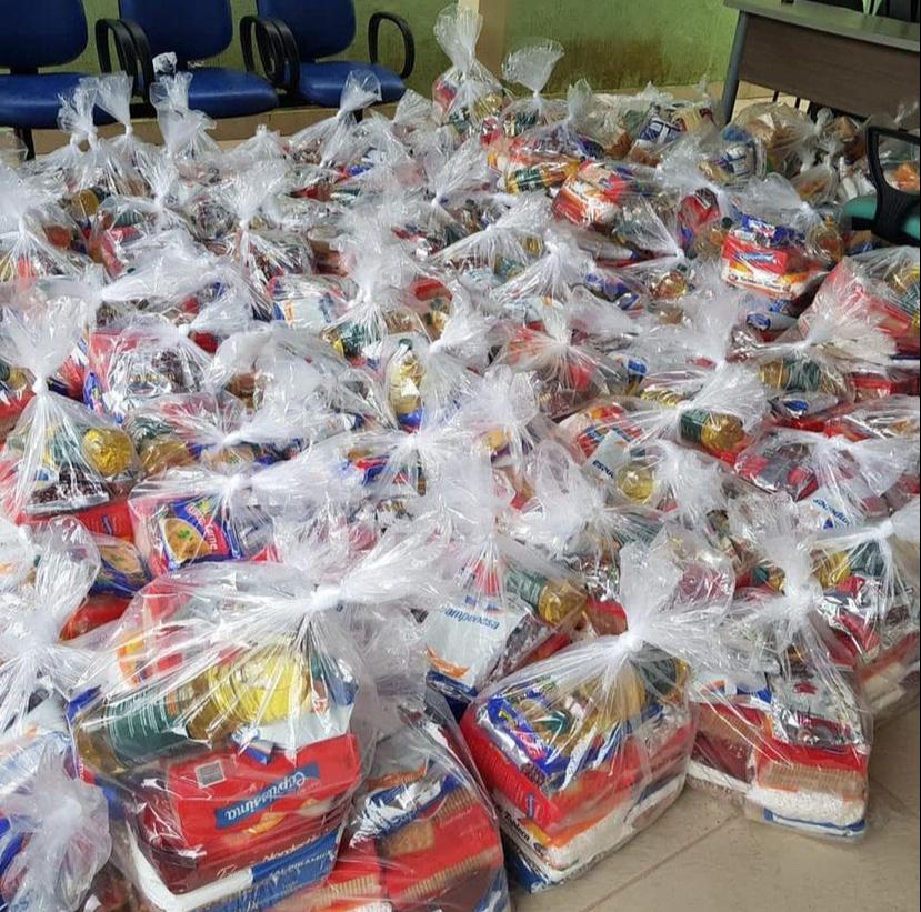 Clécio Luís mobiliza amigos e arrecada 1.362 cestas básicas para instituições que atuam em favor de famílias carentes em Macapá e Santana