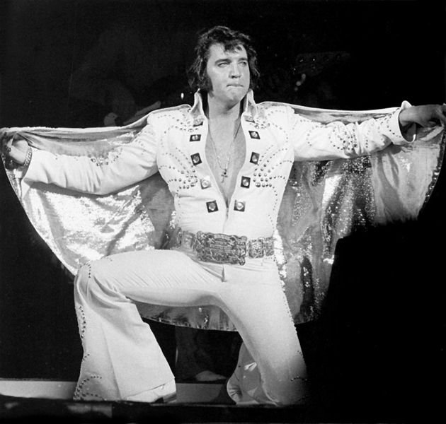 Se vivo, Elvis Presley completaria 89 anos hoje. Viva o Rei!