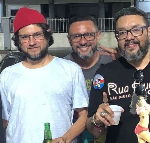 Músico e compositor, Ruan Patrick, gira a roda da vida. Feliz aniversário ao talentoso amigo guitar hero!