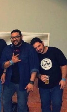 Sociólogo e professor Patrick Bitencourt gira a roda da vida pela 46ª vez. Feliz aniversário, brother!!
