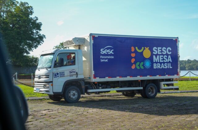 Campanha busca arrecadar caixas de leite para crianças atendidas pelo Sesc Mesa Brasil